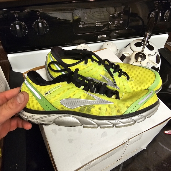 Brooks Pure Connect running shoes - repost d/t error. - Picture 2 of 13
